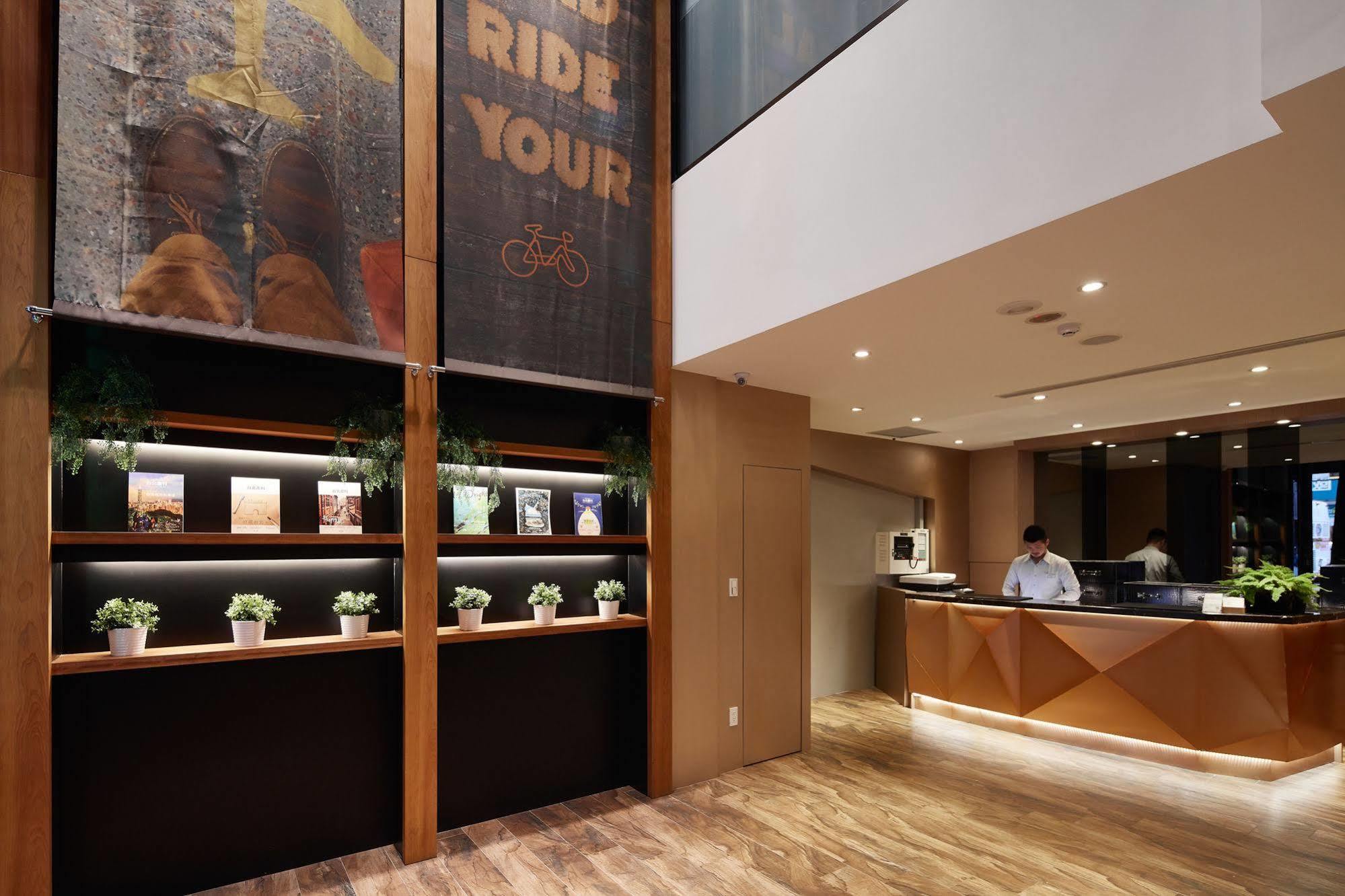 Via Hotel Taipei Station Kültér fotó